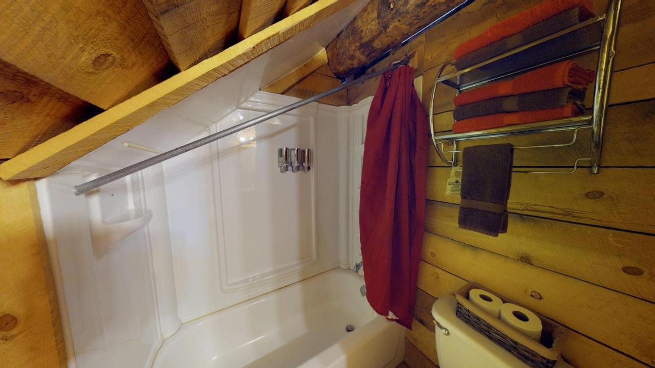Canyon View Family Cabin, Deck, Tv Room, Games, Bbq, Campfire Monticello Bagian luar foto